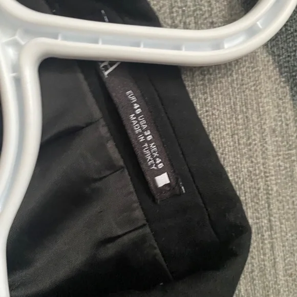 Suit - Picture 5 of 5